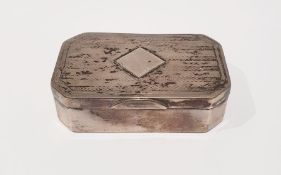 George V silver and lidded box of elongated octagonal form, with gilt washed interior, London 1923