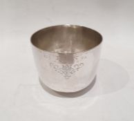 Charles II-style silver beaker, maker's mark attributed to John Duck, London, with engraved