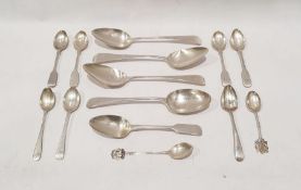 Assorted silver flatware to include teaspoons and serving spoons, 13.9ozt (1 tray)