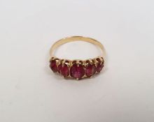 9ct gold ring, set 5 graduated pink stones, oval and facet-cut