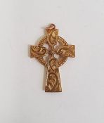 9ct gold Celtic cross pendant, scroll engraved, 1.6g approx.