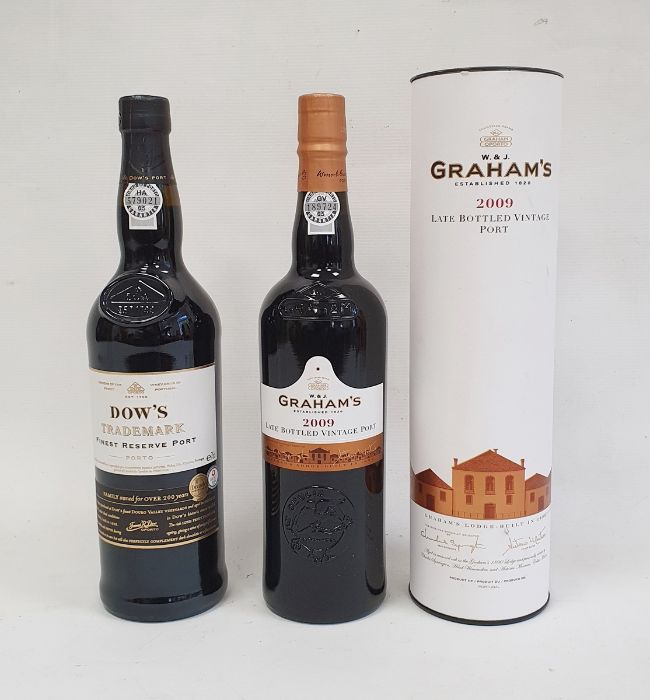 Bottle of Dow's Trademark Finest Reserve Port 75cl and a bottle of W & J Graham's 2009 Late