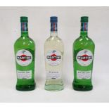 Bottle of Martini Bianco and two bottles of Martini Extra Dry 75cl (3)