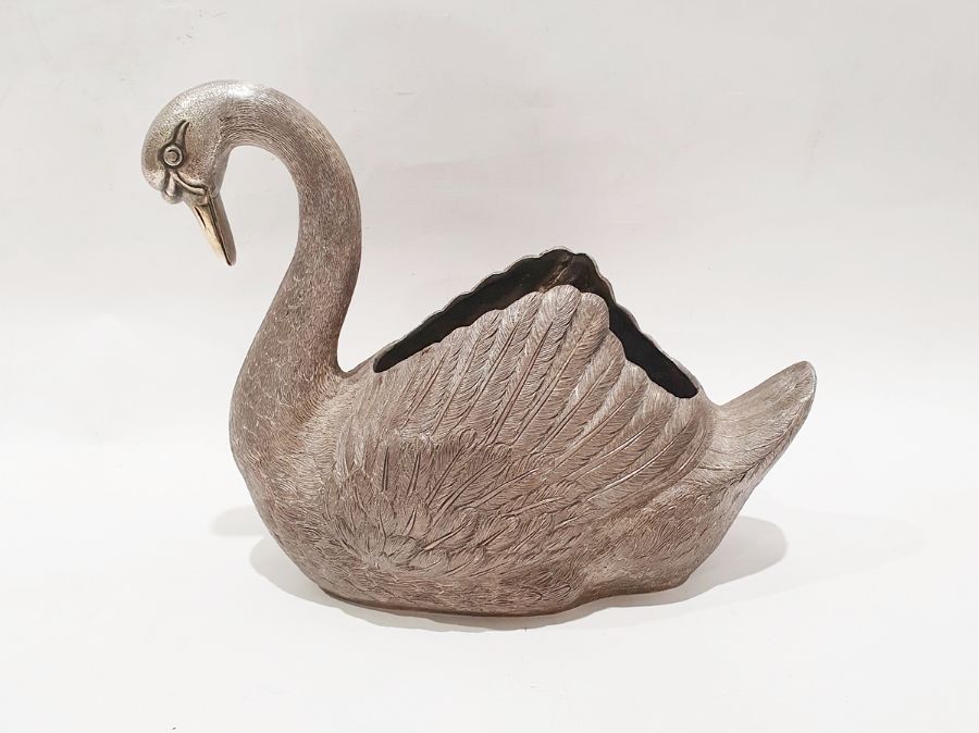 20th century silver model of a swan, London 1975, 69.8ozt  Condition ReportHeight approx. 22cm - Image 2 of 4