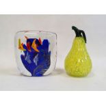 Murano glass 'Aquarium' paperweight of square form and a Murano Art glass paperweight in the form of