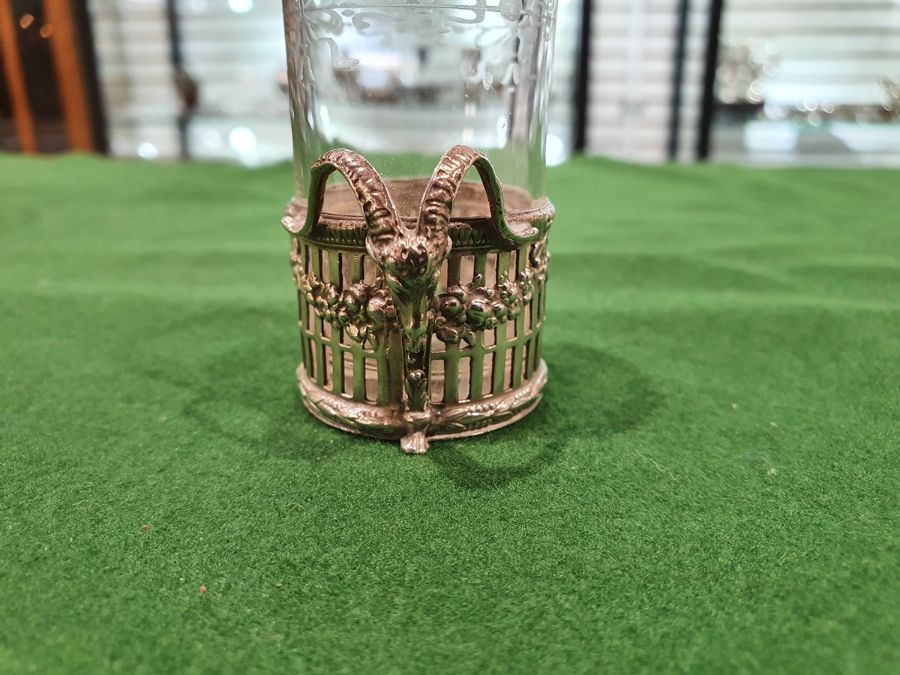 Possibly German glass shot glasses with silver mounts and handles, indistinctly marked to base ( - Image 3 of 11