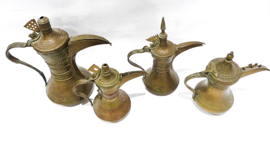 Four 19th century or later, Yemeni/Islamic copper Dallah coffee pots, one with dotted brass decorati - Image 2 of 18