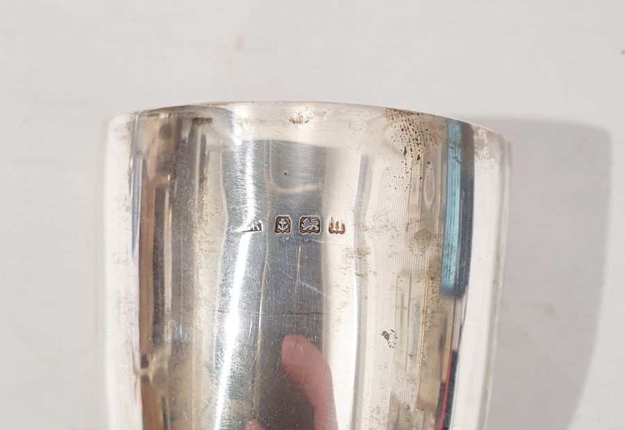 *** NEW DESCRIPTION *** 20th century silver goblet, tapered support to circular foot, (London, CSR - Image 2 of 3