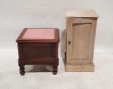 19th century mahogany box commode, the top with moulded edge, on turned supports, 46cm x 48cm x 44.