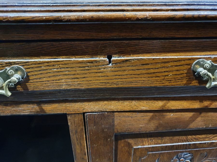 Late 19th/early 20th century oak desk, the leather - Image 8 of 20