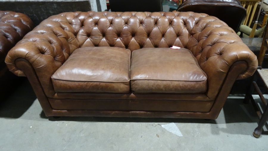 Modern two-seater brown leather Chesterfield sofa  Condition ReportSome light surface marks and - Image 2 of 21