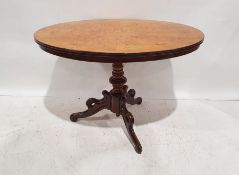 19th century oval loo table on turned pedestal to tripod base, 74cm x 109cm x 78cm