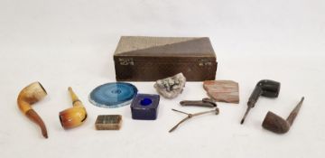 Collectables to include polished stone disc, pipes, quartz, etc, in box