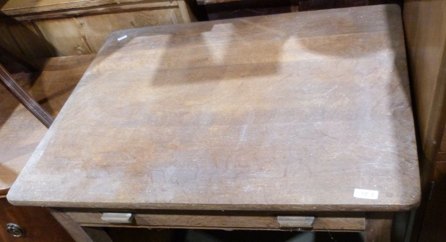 20th century oak single drawer side table, 77cm x 76cm x 60cm - Image 2 of 2