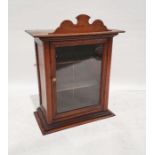 20th century oak wall-hanging glazed cabinet, 73cm x 59cm x 31cm