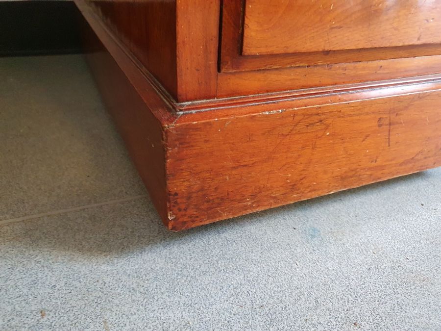 Late 19th/early 20th century walnut pedestal desk - Image 16 of 20