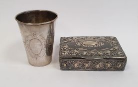 White metal beaker and a white metal hinged lidded box with embossed decoration (2)