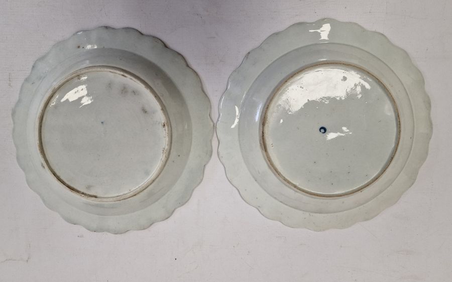 Pair 18th century Worcester porcelain blue and white dishes, pine cone pattern, with scalloped - Image 2 of 2