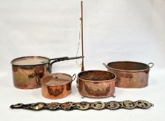 Metalwares to include copper saucepan, horn, etc (1 shelf)