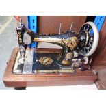 Singer sewing machine, no.15061663