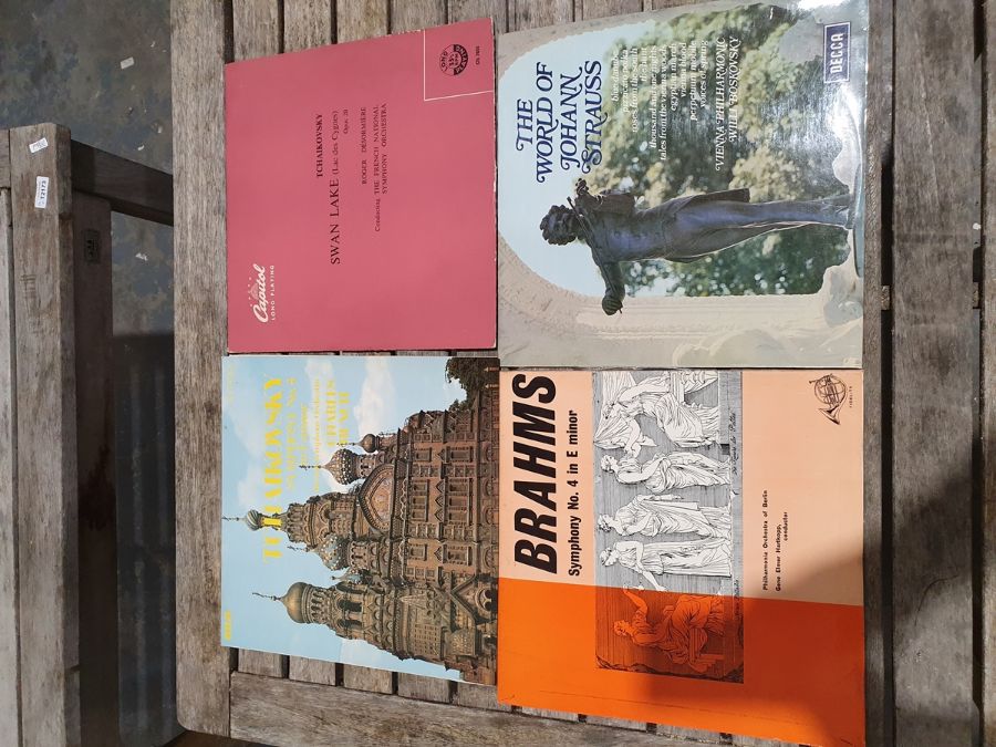 Collection of LPs to include The Seekers, Andres Segovia, Beethoven, Verdi etc, mainly Classical - Image 10 of 10