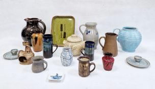 Winchcombe-style pottery tray green glaze with two wheatears, quantity studio pottery ceramics and