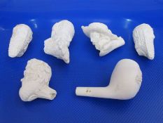 Quantity of white clay pipes including decorative heads, cigarette cards, a three-drawer leather-