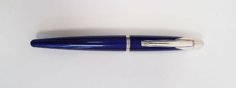 Blue Dunhill fountain pen with 18ct white gold nib