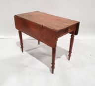 19th century mahogany Pembroke table on turned supports, 72cm x 90cm x 49cm unextended