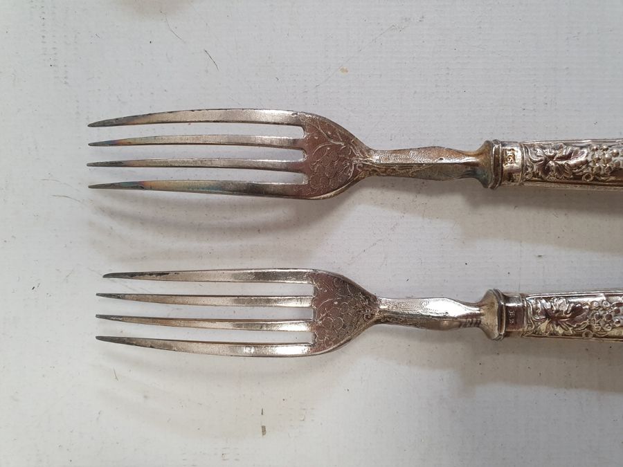 Set of five silver-handled fruit knives and forks with embossed berry on vine decoration to the - Image 19 of 27