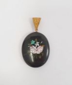 Victorian oval pietra dura mourning pendant with gold-coloured mounts, 5cm x 4cm