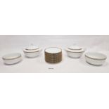 Extensive German Kahla porcelain dinner service, having four various sized plates, mainly for 14, to