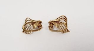 Pair of 9ct yellow gold clip-on earrings, 2.2g