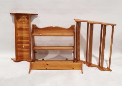 Assorted pine racks to include three-tier wall-hanging pine platerack, etc (4)