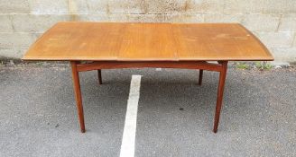 G-Plan teak extending dining table 73cm x 147cm x 88.5cm un-extended, 73cm x 192cm x 88.5cm