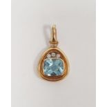 18k yellow gold pendant set with large aquamarine-type stone and diamonds, gross weight approx.