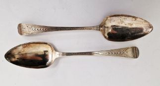 Pair of Georgian silver spoons with bright cut decoration, London 1802, 4.1ozt (2)