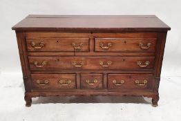 Georgian mule-type chest, the rectangular lift-up compartment top above two false drawers, one