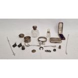 Assorted miscellanous silver and white metal wares to include napkin ring, caps, teaspoons,