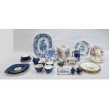 Quantity Coalport tea-wares, blue and floral decorated, a large pottery cheese dish, four late