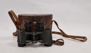 Pair of WWI Bausch & Lomb military stereo binoculars 6x30, with original fitted leather case