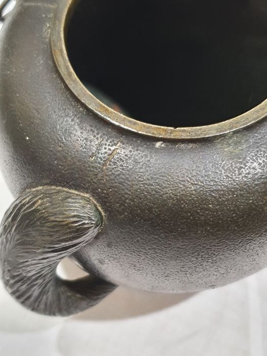 Japanese bronze 'Magic Tea Kettle' pot, ovoid, with a badger's head on one side and the tail on - Image 13 of 18