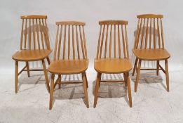 Set of four beech stickback Ercol-style chairs (4)