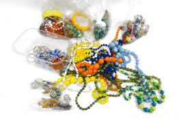 Modern costume jewellery to include beaded necklaces, bangles (1 box)