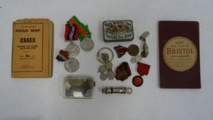 1939-45 Defence medal unnamed, 1939-45 War medal unnamed, a souvenir coronation of King George V and