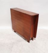 Teak mid-century modern drop-leaf table Condition ReportMeasurements when opened H. 73cm, L.