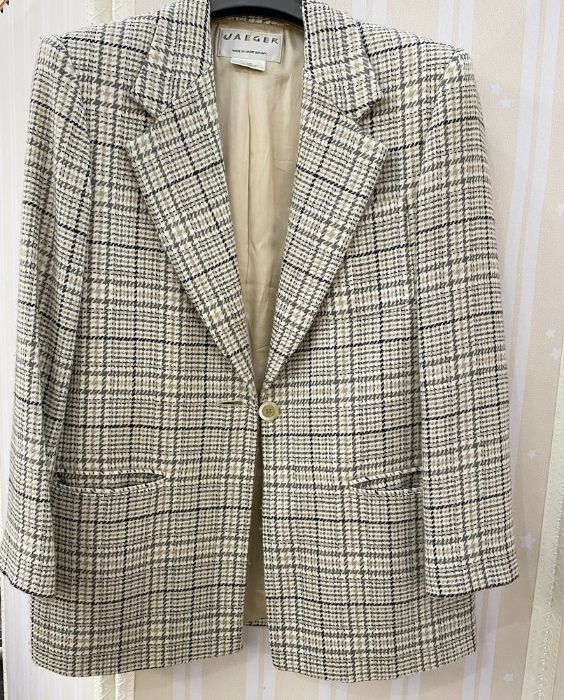 Rolands green loden wool three-quarter length coat with silver-coloured buttons, a striped - Bild 10 aus 11