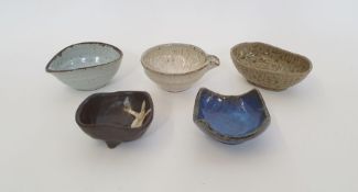 Five Tajimi Japan pottery bowls with original box