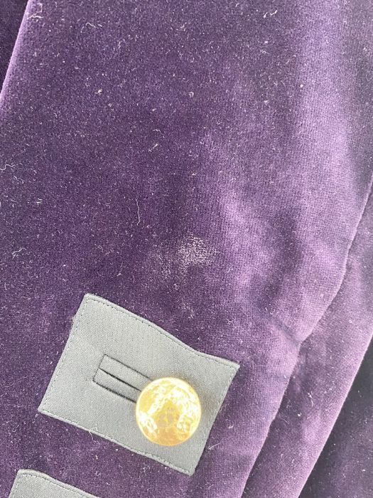 Yves Saint Laurent 'Rive Gauche' short purple velvet jacket with military-style buttons, button - Bild 3 aus 8