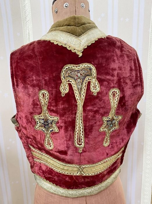 Turkish(?)/Middle Eastern embroidered velvet waistcoat with silver-coloured thread, braid and - Bild 2 aus 3